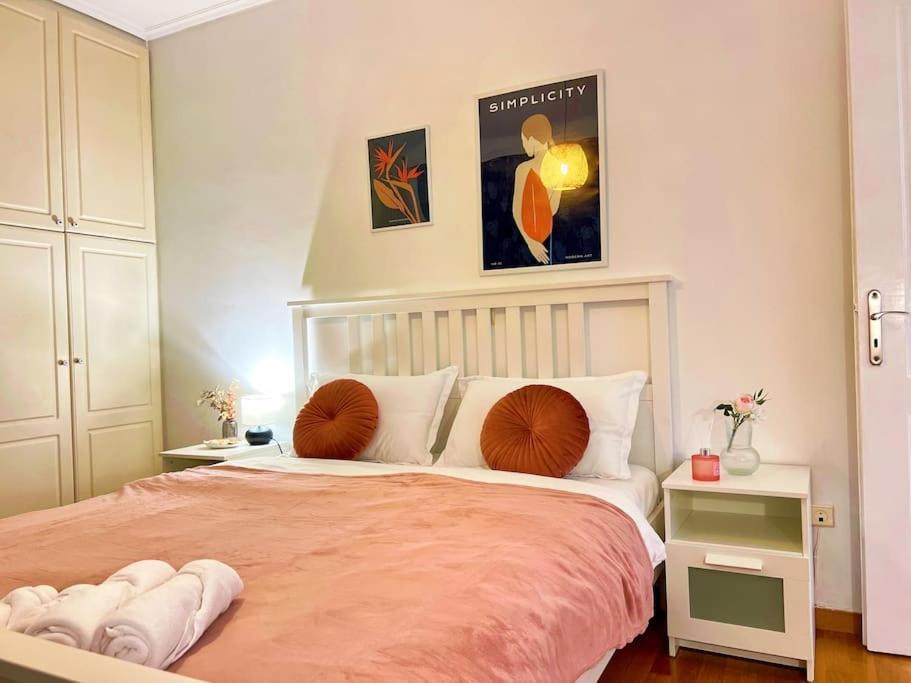Cozy Fairytal Garden Apartment, Family Friendly, Free Parking, 15 Min To Airport Αθήνα Εξωτερικό φωτογραφία