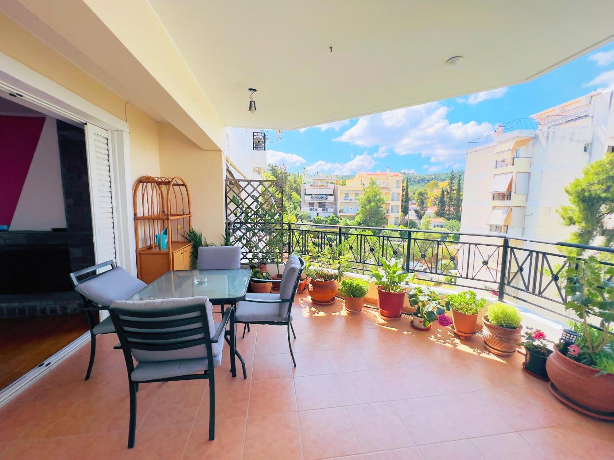 Cozy Fairytal Garden Apartment, Family Friendly, Free Parking, 15 Min To Airport Αθήνα Εξωτερικό φωτογραφία